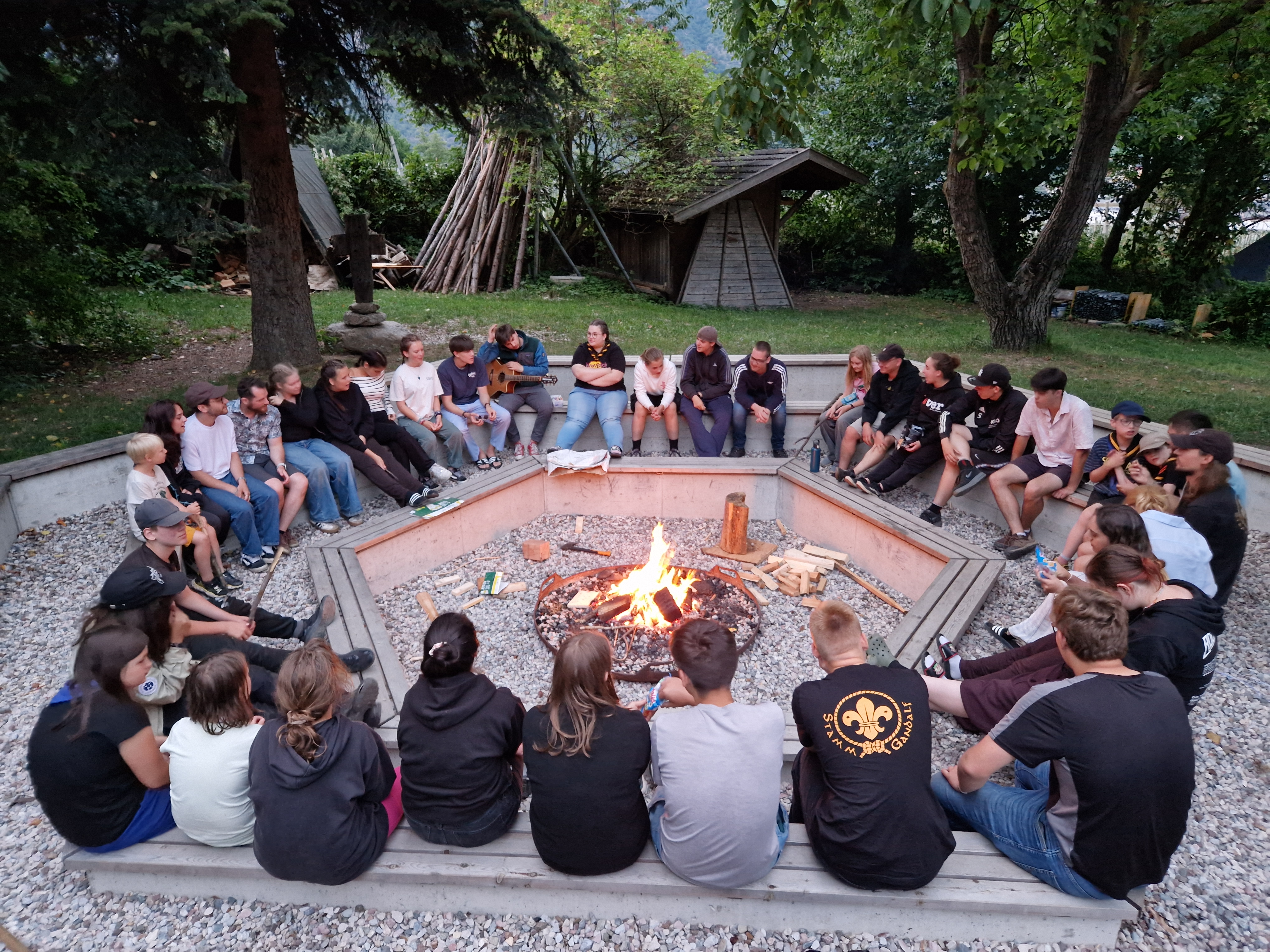 Lagerfeuer im Sommerlager 2019